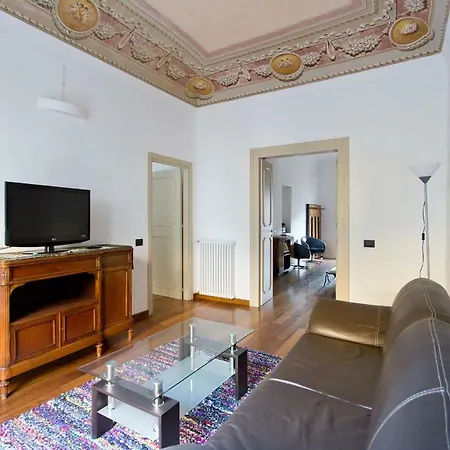 Dante Vintage Apartment-2